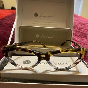 Lensmart Cateye Tortoise Eyeglass Frame